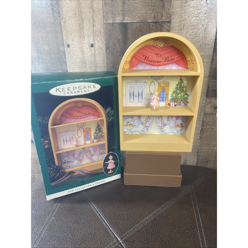 Hallmark Keepsake The Nutcracker Ballet 1996 Display Stage &‎ Ballerina Ornament